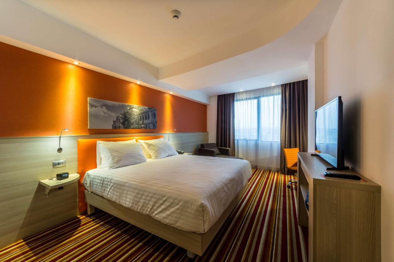 Hampton By Hilton