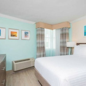 Sejur Holiday Inn Express And Suites Nassau vacanta Nassau