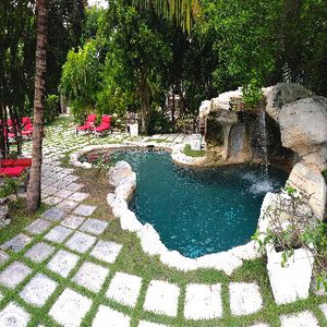 Hotel A Stone'S Throw Away cazare Nassau