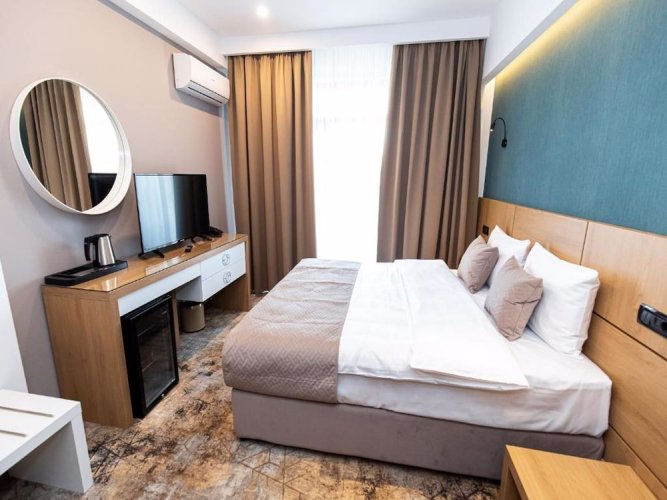 Grand View Hotel Suites Copou