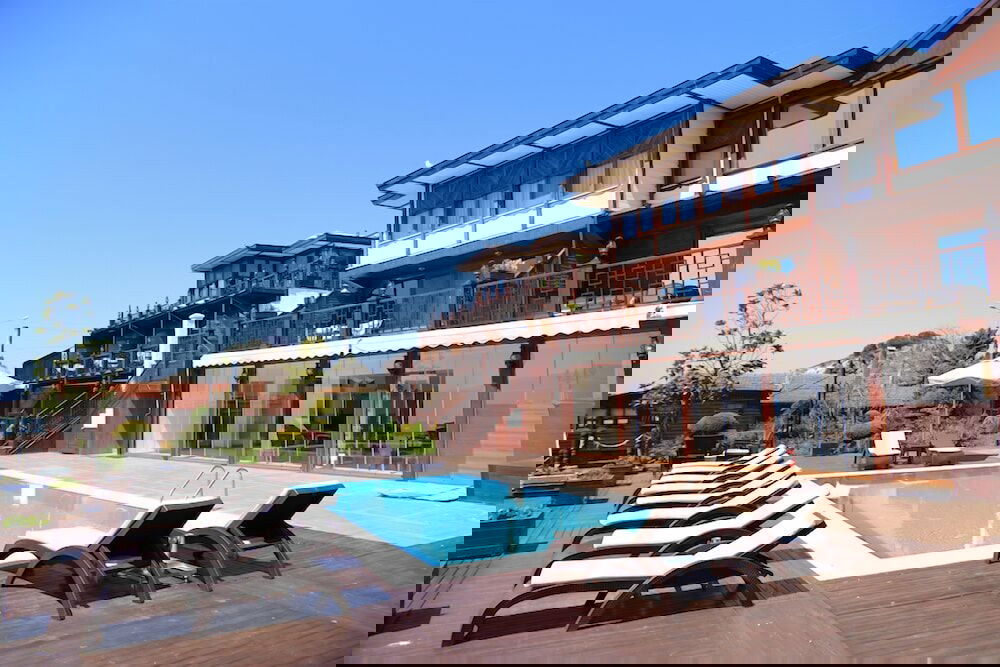 Hotel Phellos Suites