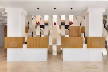 Ramada By Wyndham Parc Slatina