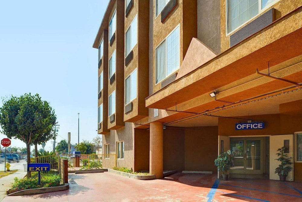 Hotel H3 Inn & Suites - Lax Airport - Los Angeles