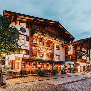 Hotel Dorfhotel Glücksschmiede cazare Hinterglemm