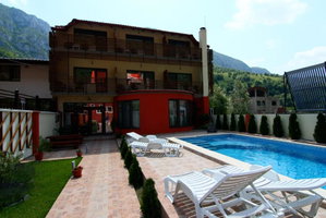 Hotel Pensiunea JOJO cazare Baile Herculane