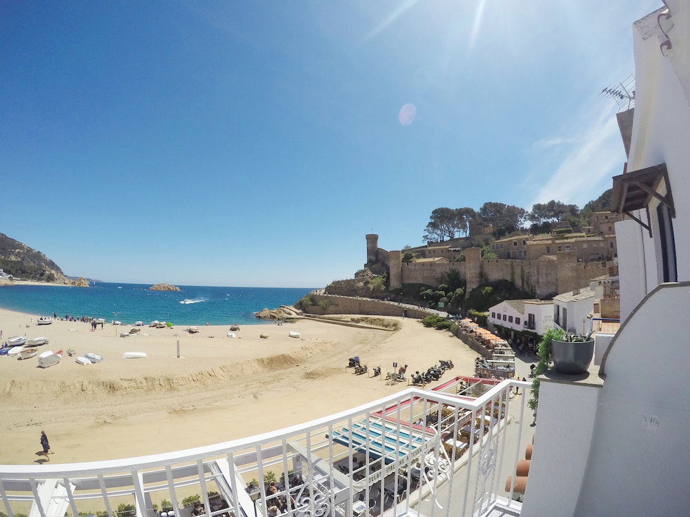 dal travel Hostal Del Mar