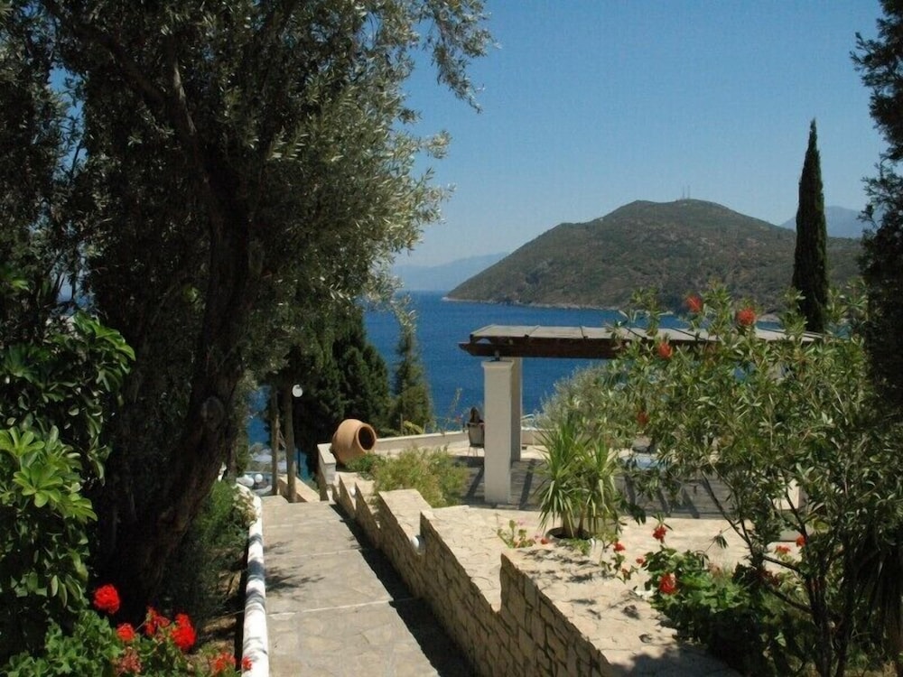 Hotel Kerveli Village Hotel