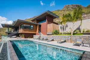 Hotel Legend Hill Resort & Spa cazare Black River