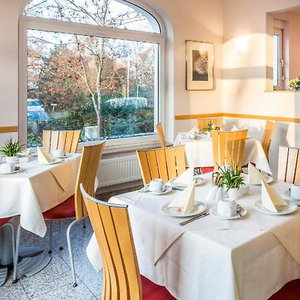 Hotel Hotel+Gästehaus Am Rokokogarten cazare Veitshochheim