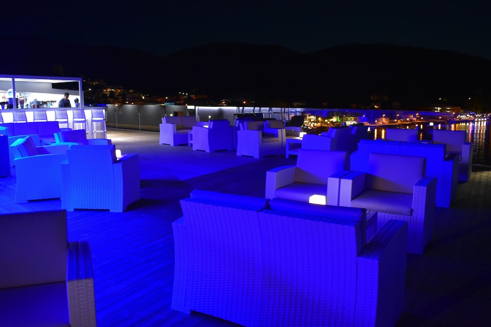 New Aegli Hotel