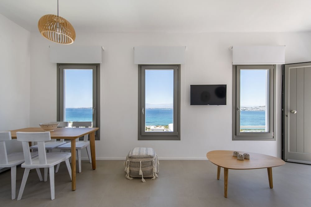 Kymo Luxury Suites