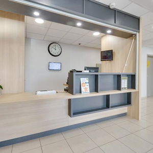 Hotel B&B Hôtel Fréjus Puget-Sur-Argens cazare Frejus