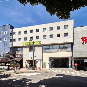 Sejur B&B Hotel Paris Versailles vacanta Le Chesnay