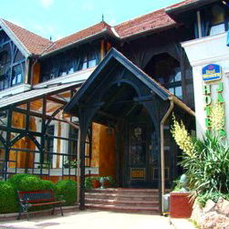 Hotel Janus Boutique Hotel & Spa cazare Siofok