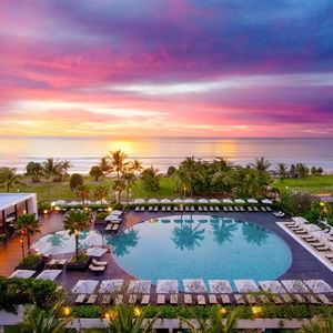 Sejur Pullman Phuket Karon Beach Resort vacanta Phuket