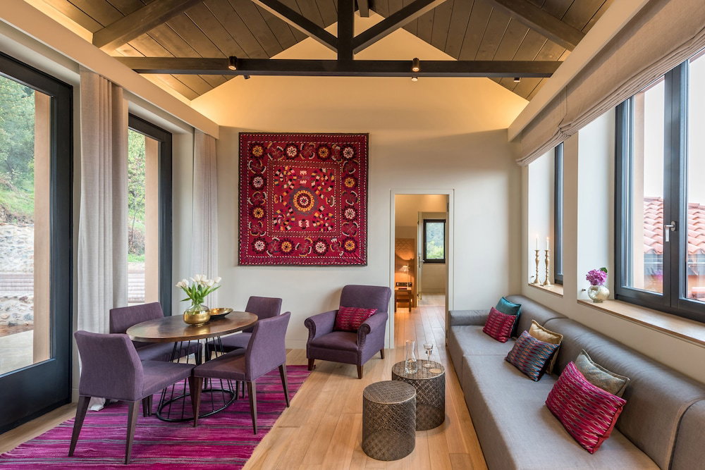 Euphoria Retreat