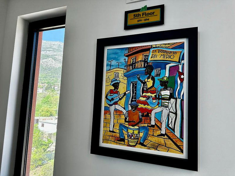 Hotel Del Medio Hotel