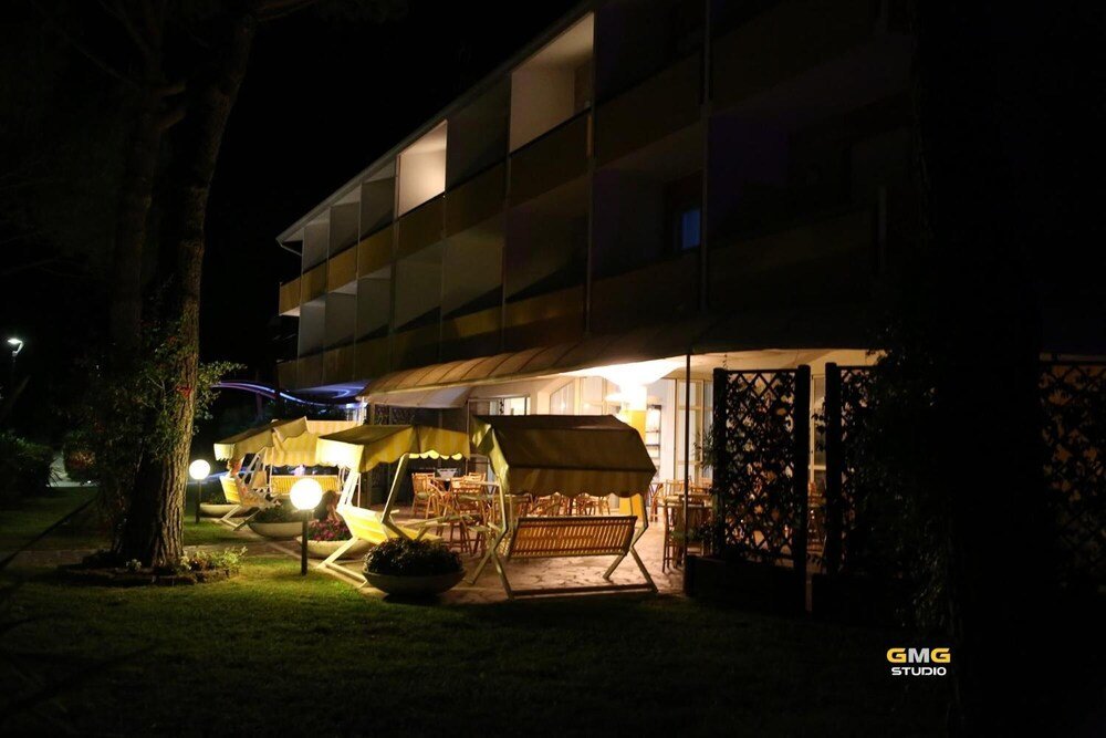 Hotel Hotel Hiki