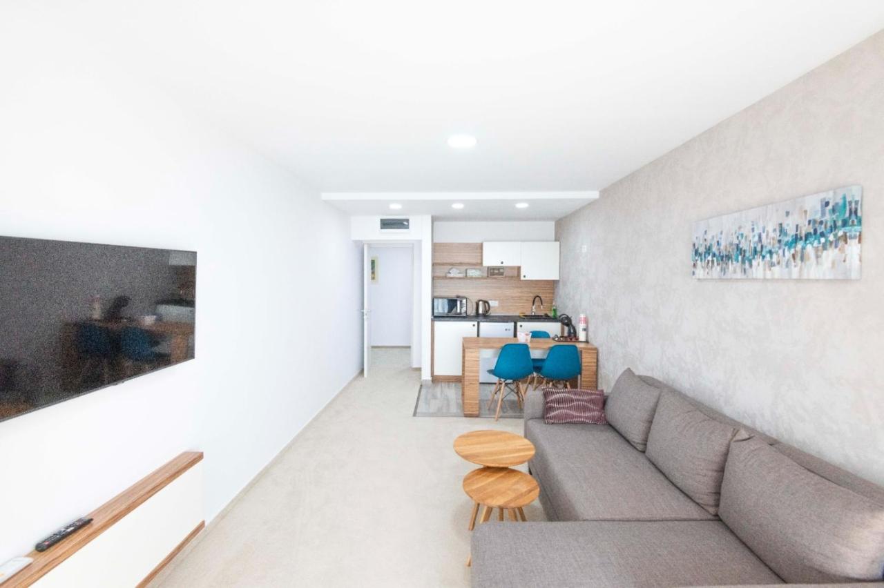 Seaview Apartments Olimp