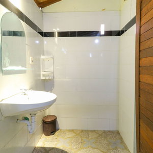 Hotel Ratu Cottage cazare Nusa Penida