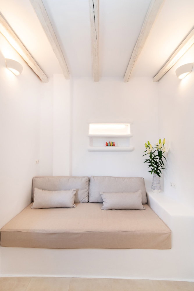 Vincenzo Family Hotel