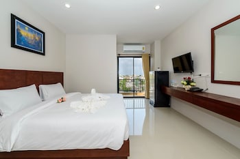 Hotel The Topaz Residence (Sha)