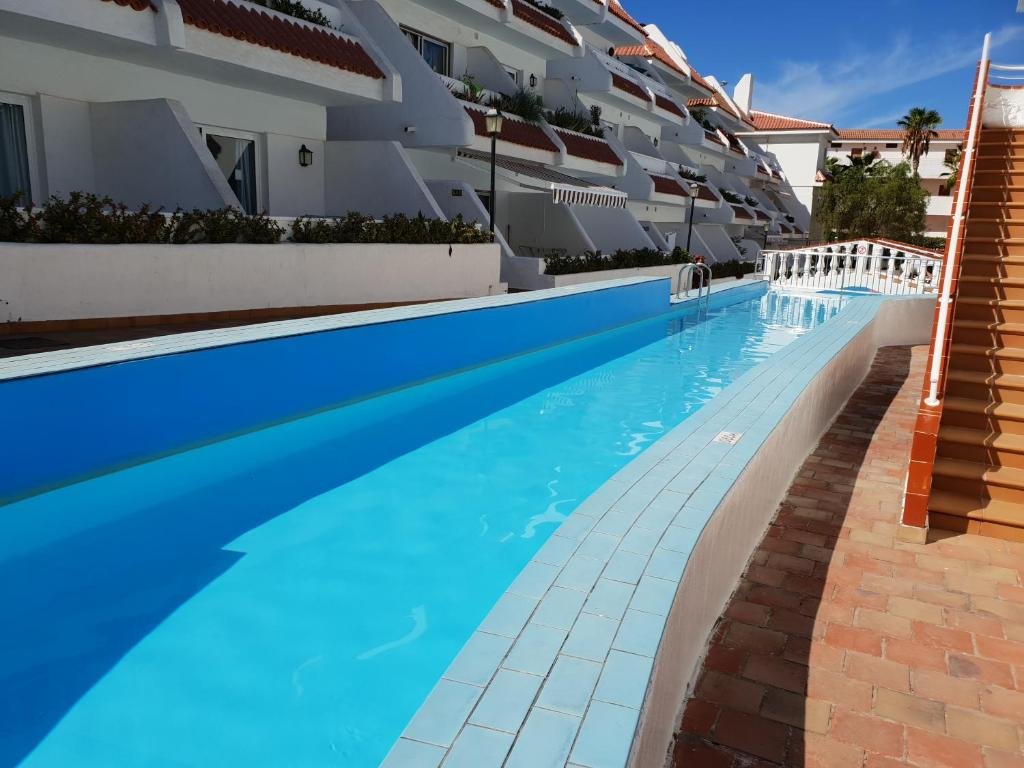 Casa Las Flores With Heated Pool, Only 490 Meters To The Beach, Balcony, Wifi