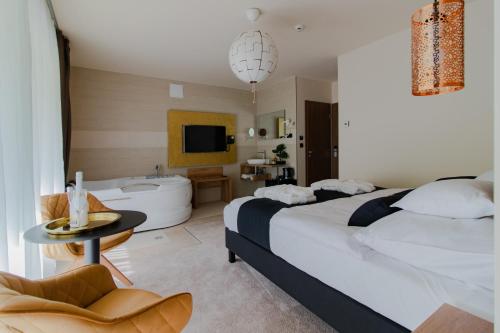 Hotel Baobab Suites