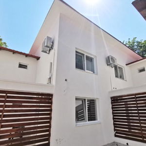 Hotel Apartamente Liliacul cazare Jupiter