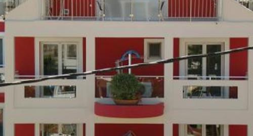 Hotel Valena Studios