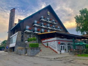 Hotel Vila Ursu Negru cazare Sovata