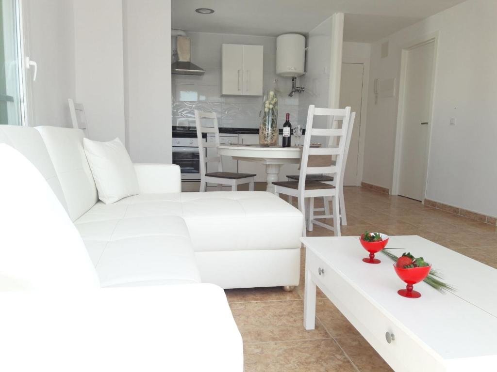 dal travel Wonderful, 100 Meters From The Beach.
