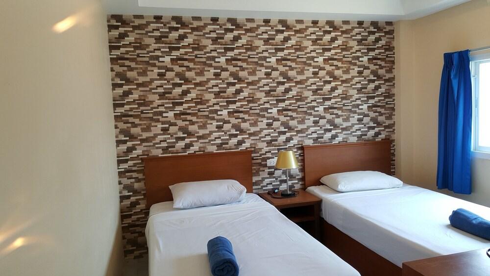 Sleep At Phuket (Sha)