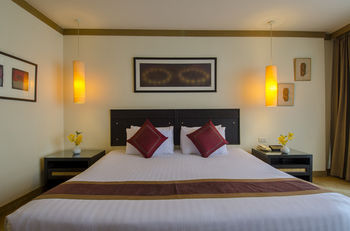 The Tarntawan Hotel Surawong Bangkok