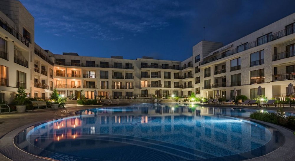 Diamond Beach Resort