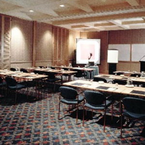 Hotel Hilton Cairns cazare Cairns