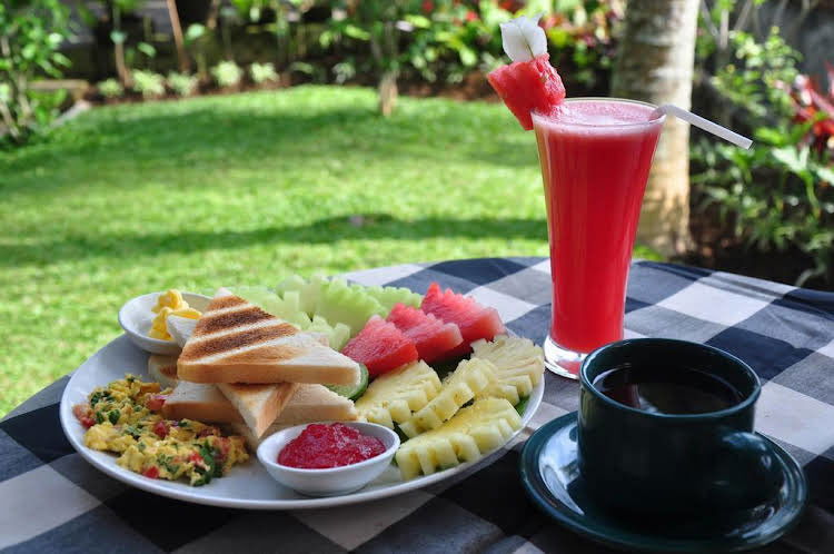 Hotel Three Dewi'S Guest House