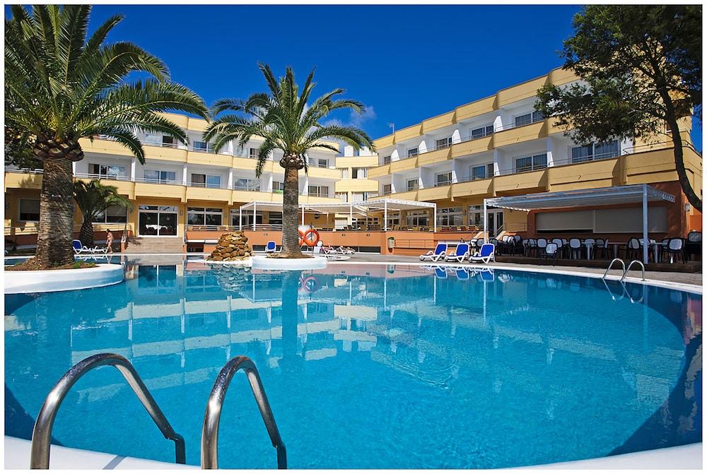 Sagitario Playa Hotel