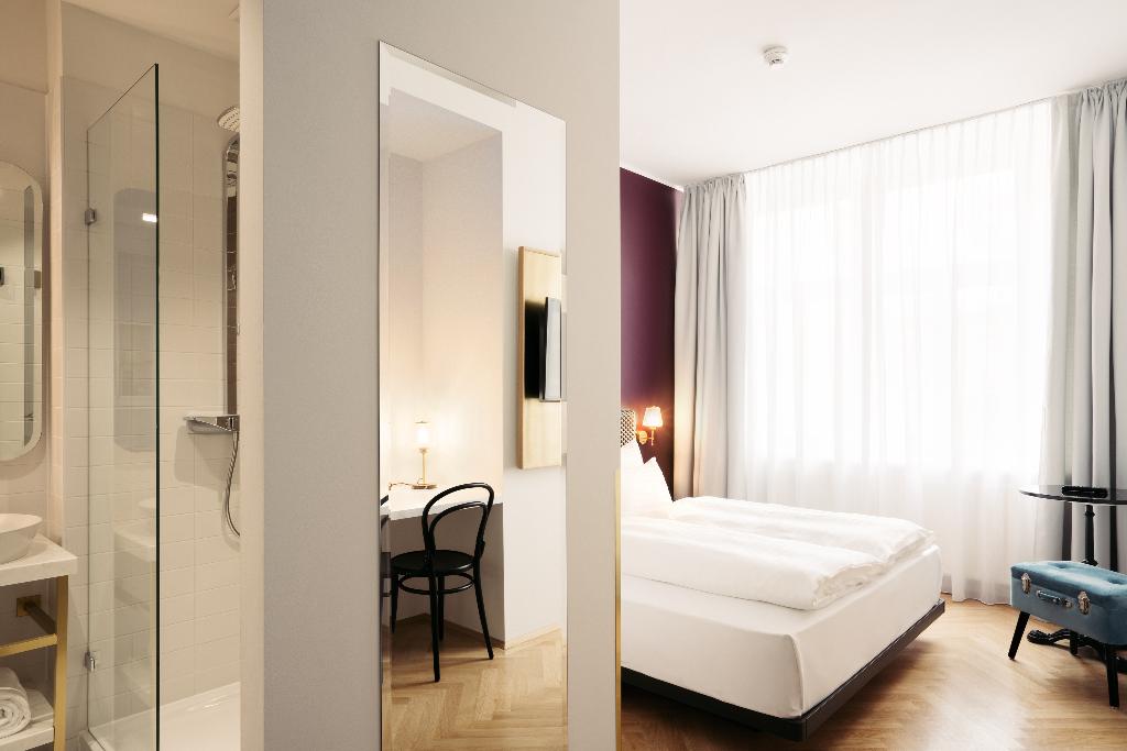 Hotel Schani Salon