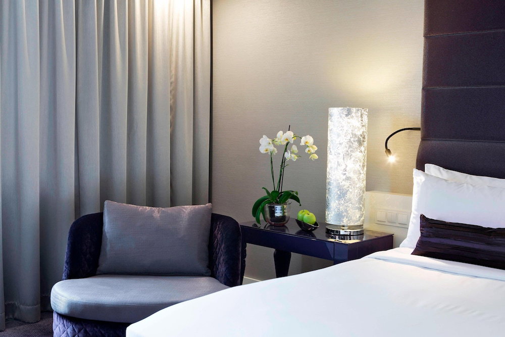 Renaissance Wien Hotel
