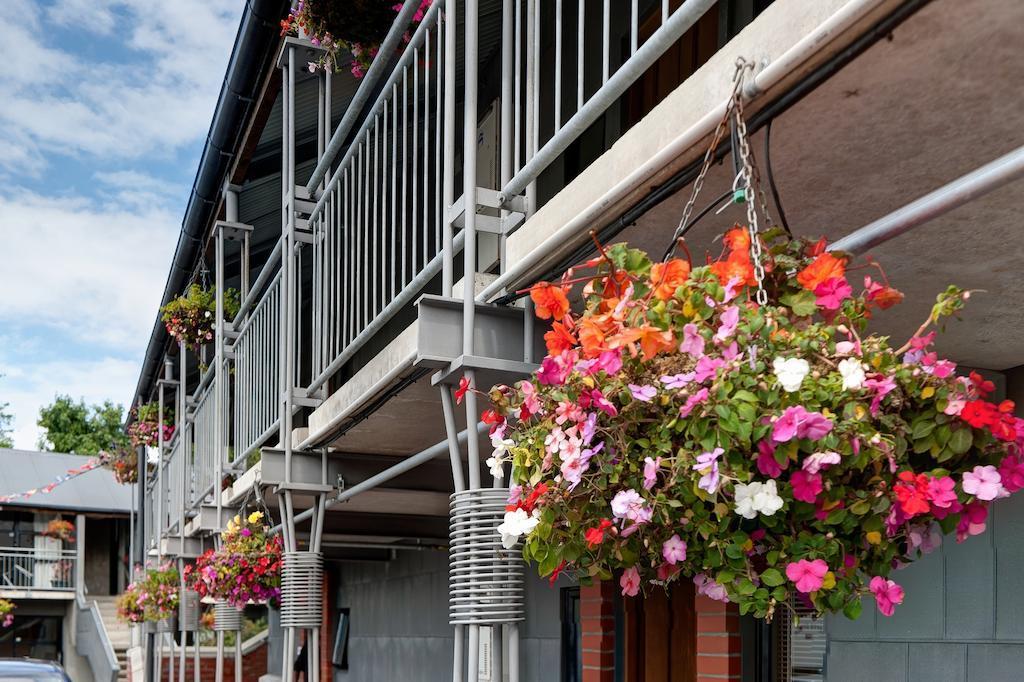 Hotel Country Glen Lodge