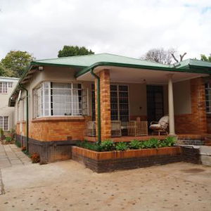 Hotel Westmoreland Lodge cazare Johannesburg