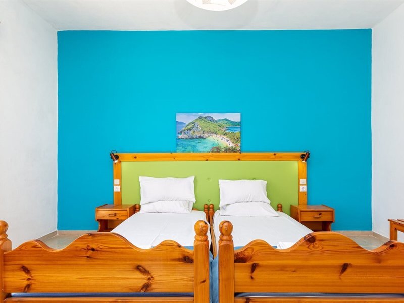 Alexandros Studios And Apartments
