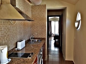 Hotel Apartamentos Balcon De Europa