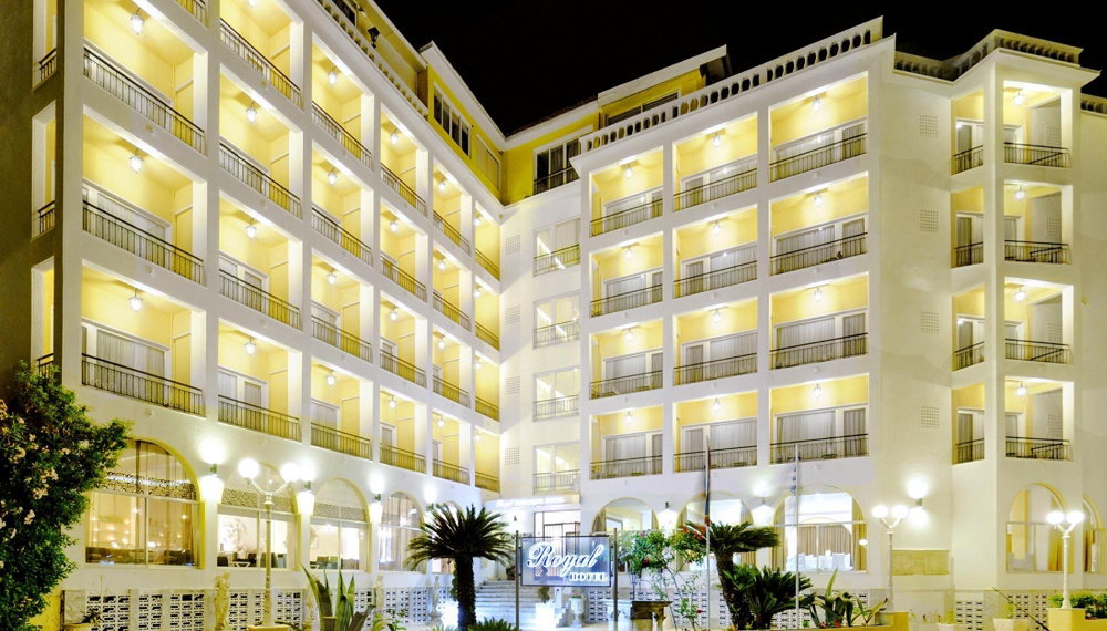 dal travel The Royal Grand Hotel