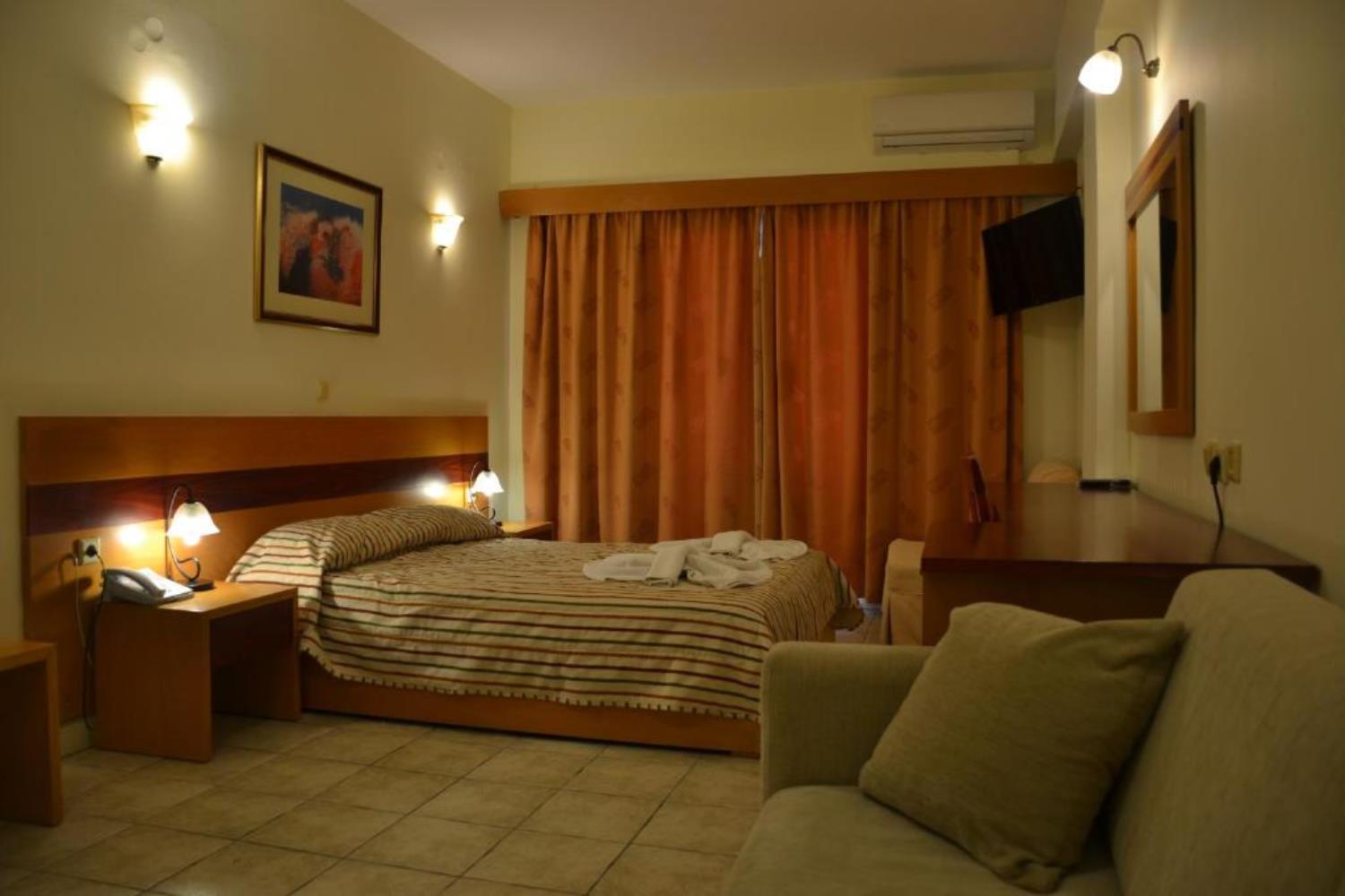 dal travel Cnic Hellinis Hotel