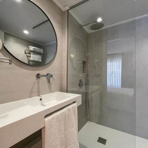 Hotel Quatre Llunes cazare Santa Pola