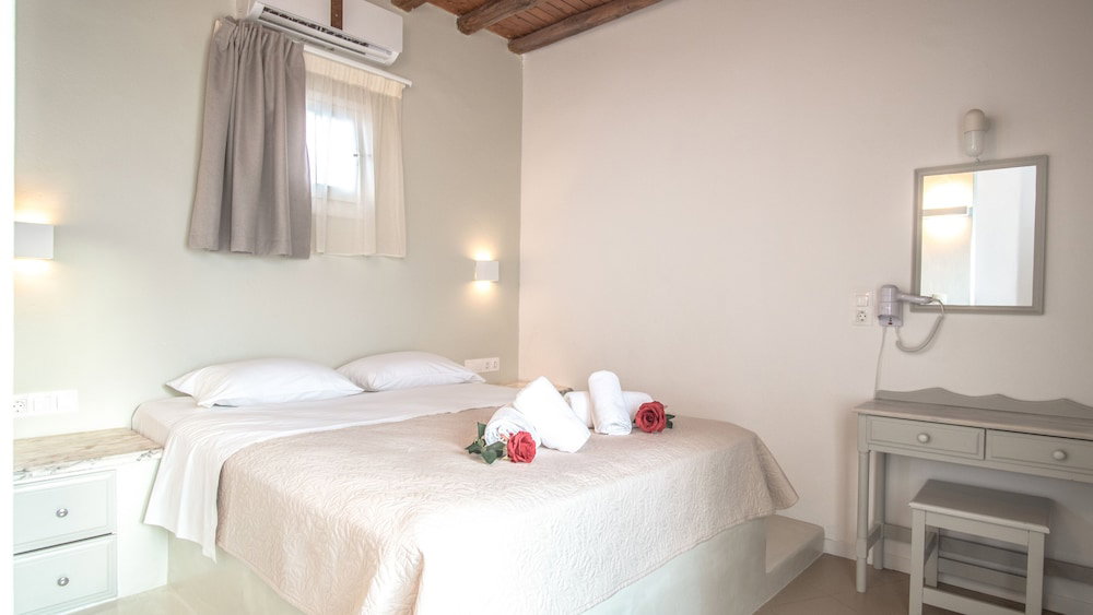 Kritikakis Village Hotel Families & Couples Only