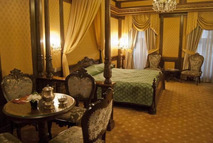 Casa Capsa