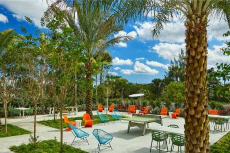 Hotel Aloft Miami Airport